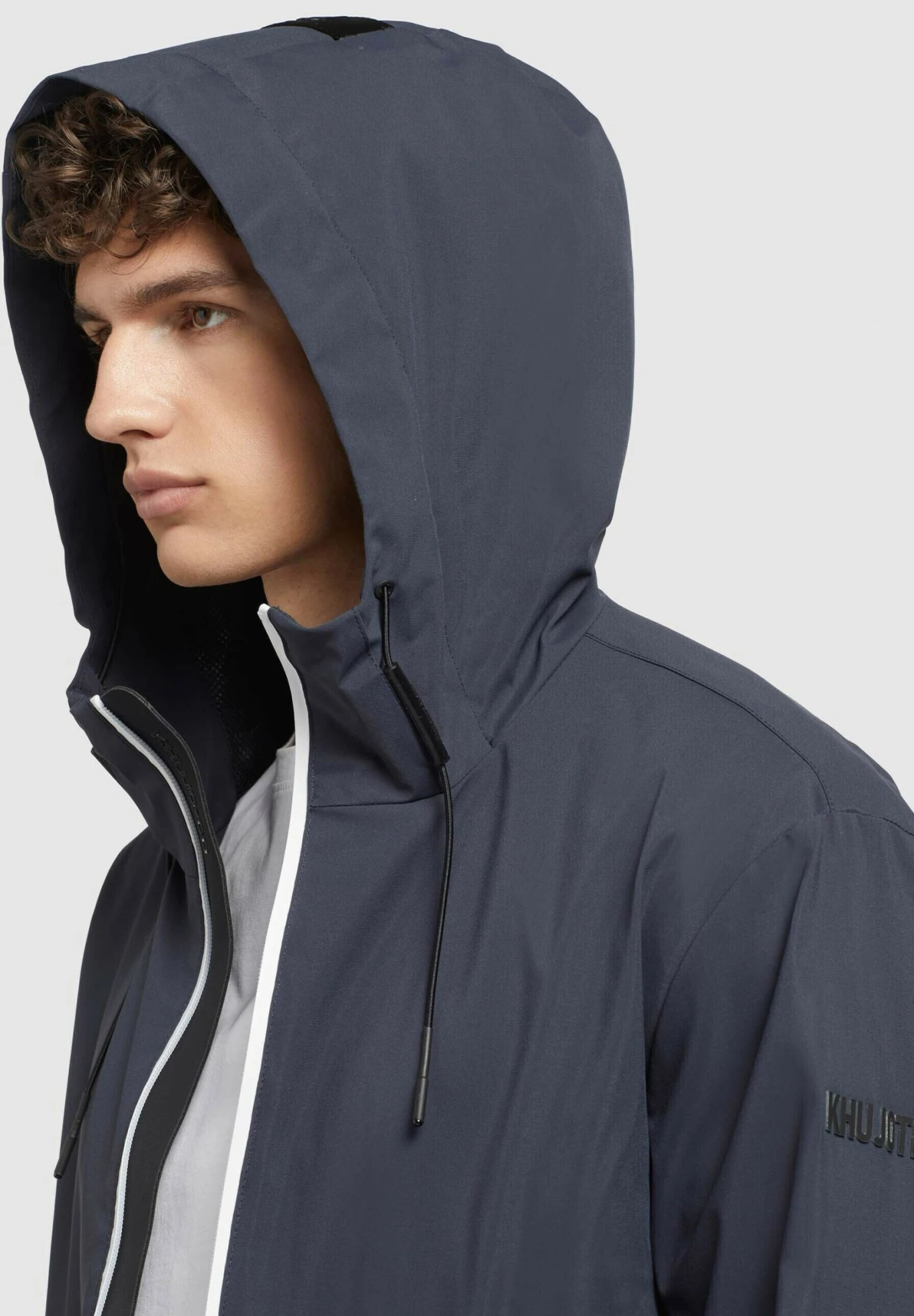 Neal - Chaqueta Outdoor - Dunkelblau Khujo Neal - Chaqueta Outdoor - Dunkelblau -Khujo 238ee37184404ab8a68d08f89f75b0ad scaled