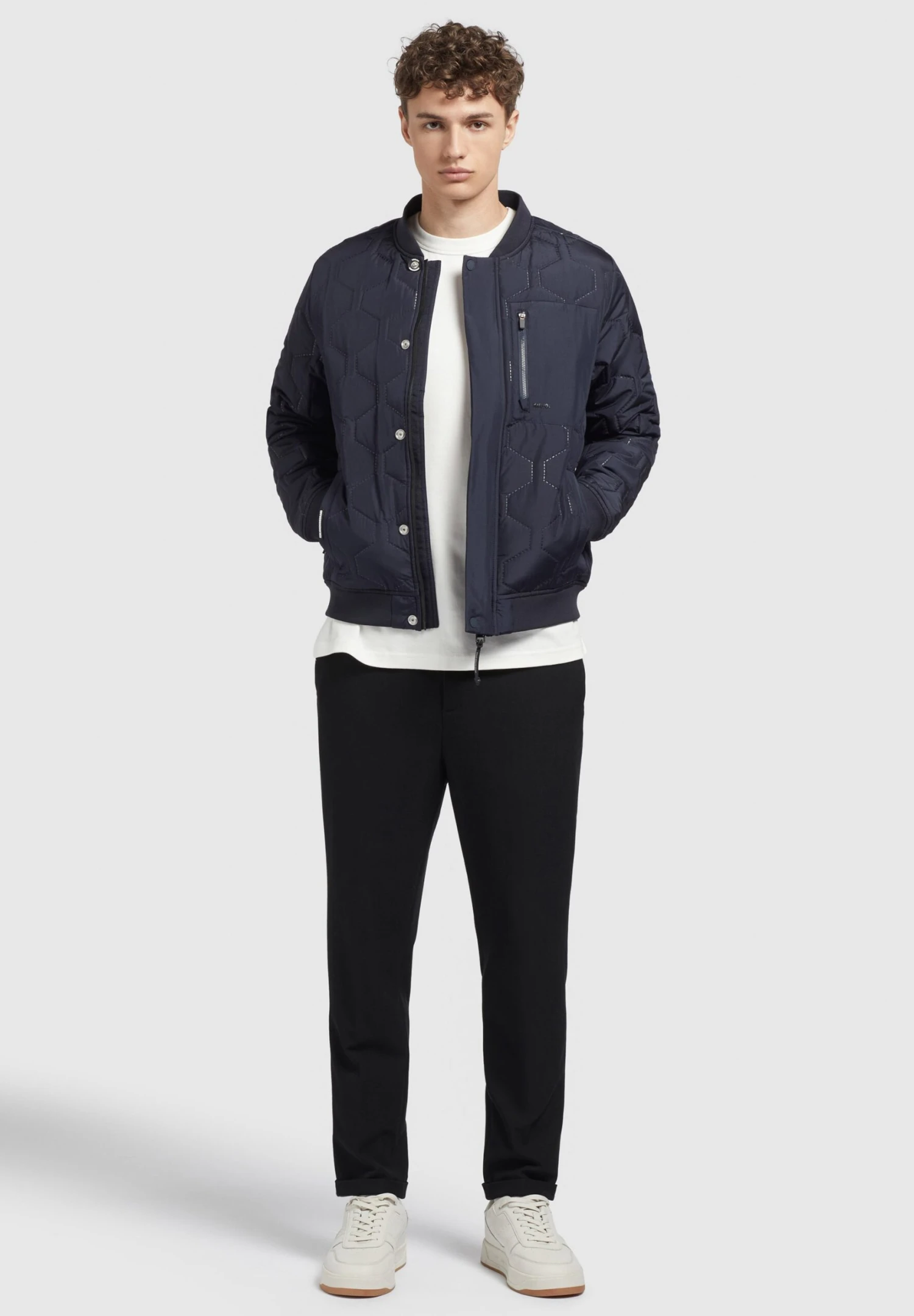 Carlson - Chaqueta De Entretiempo - Dunkelblau Khujo Carlson - Chaqueta De Entretiempo - Dunkelblau -Khujo 3f720bdee00145a5b20fc09faba3b834 scaled