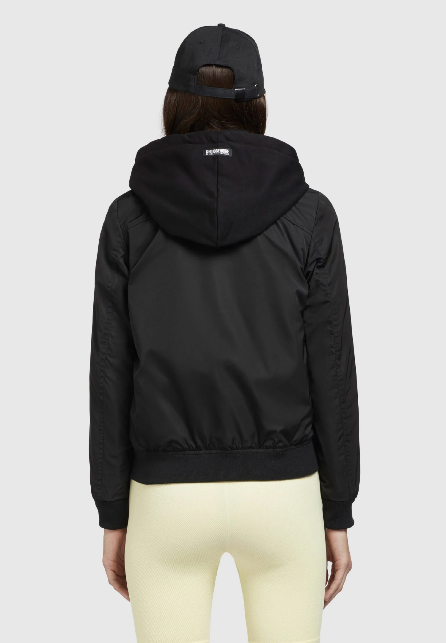 Persee - Chaqueta Fina - Schwarz Khujo Persee - Chaqueta Fina - Schwarz -Khujo 62ad985a7f3c4c56a01b76c411b3fcc5 scaled