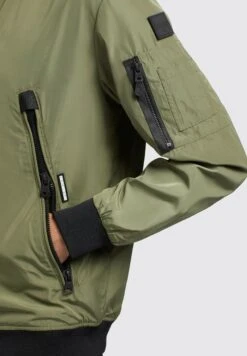 Khujo Astile2 - Chaquetas Bomber - Olivgrün -Khujo 7f0272f37f694818808aeaa55bb2c546
