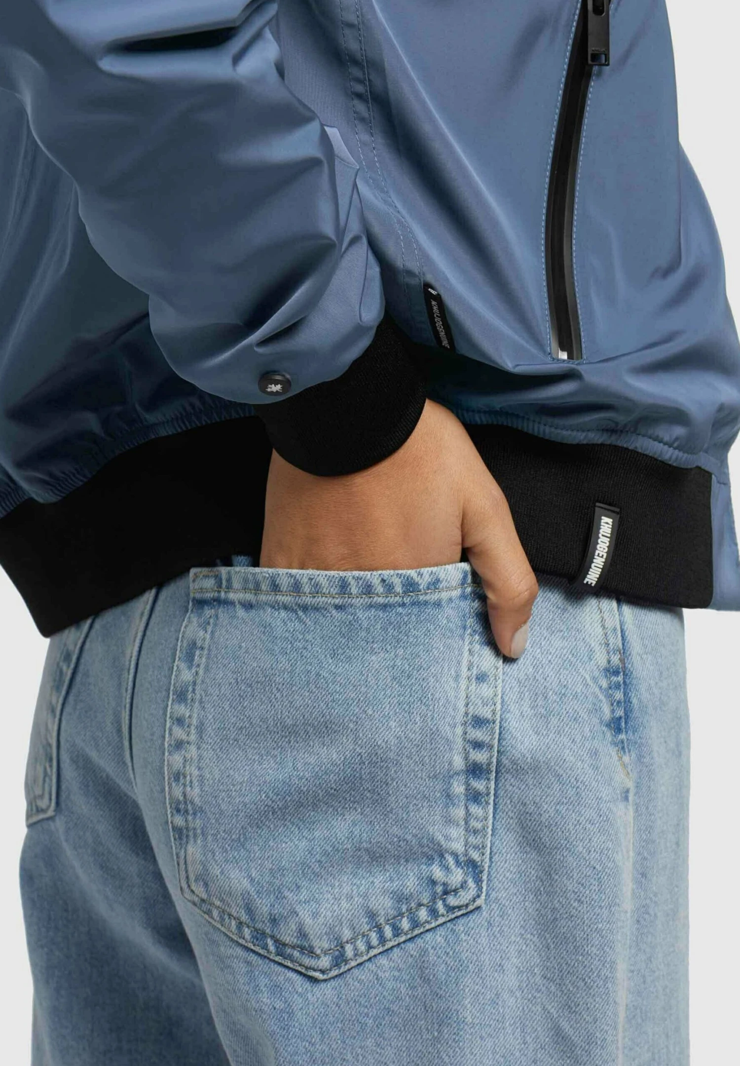 Stence2 - Chaquetas Bomber - Blau Khujo Stence2 - Chaquetas Bomber - Blau -Khujo c11376f47cbf40a3b72c50801c93415d scaled