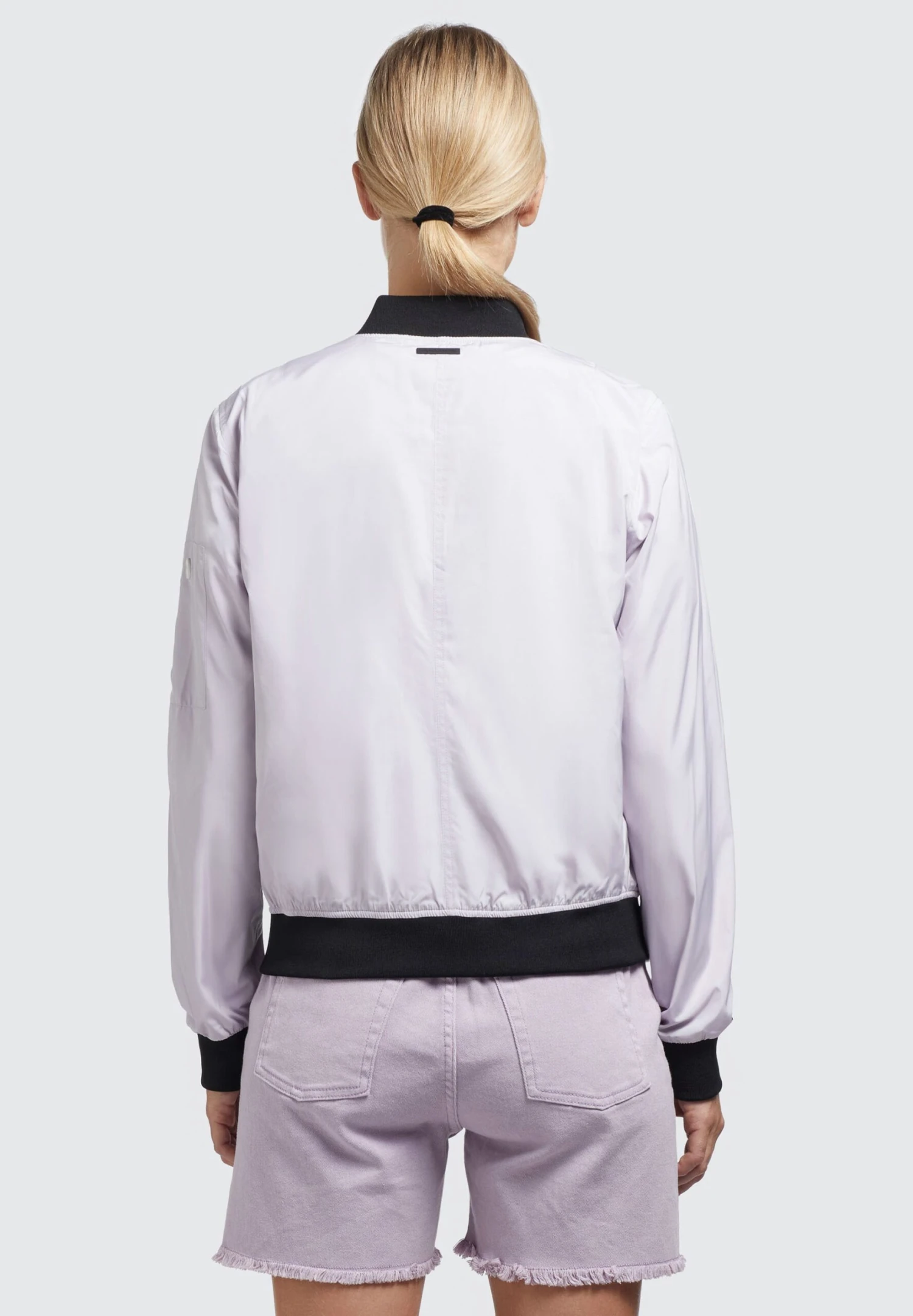 Stence2 - Chaquetas Bomber - Flieder Hell Khujo Stence2 - Chaquetas Bomber - Flieder Hell -Khujo efcdd7c602eb4153bd15c9d0168d6dc5 scaled